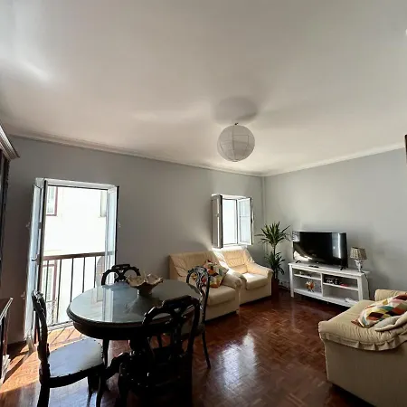Amazing 3 Bedroom 5m To The At Old Town Of Apartment